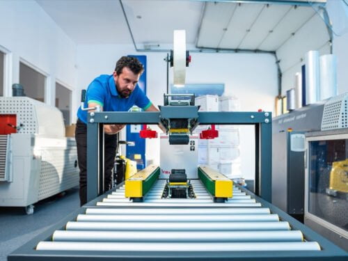 Mașini semiautomate de bandă adezivă